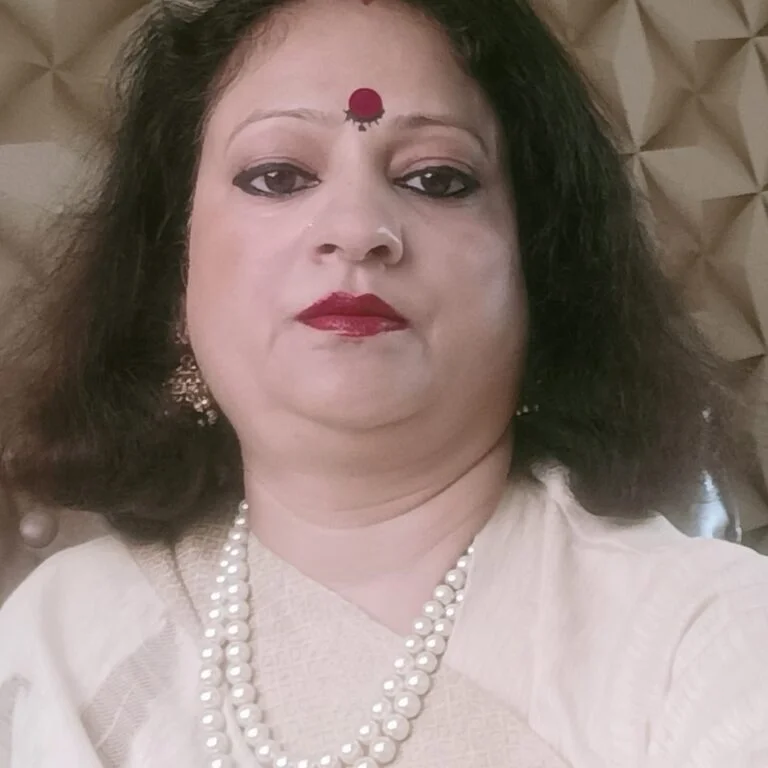 Principal Mrs. Minakshi Joshi Amoli